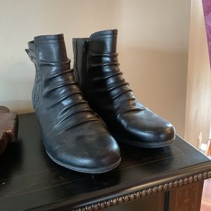 ROCKPORT BOOTIES, 8 W, Black